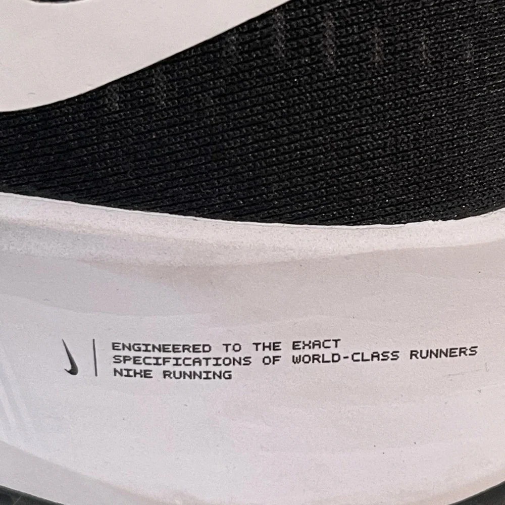 NWOT Nike Air Zoom Pegasus 37, Black Size 8 - Picture 12 of 12